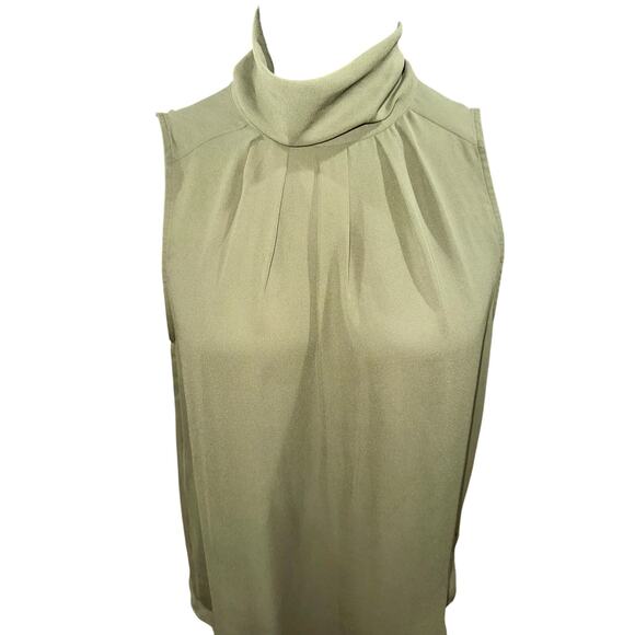 Who What Wear Sleeveless Mock Neck Top Normcore Blouse Pull Over SZ Medium - Picture 3 of 5